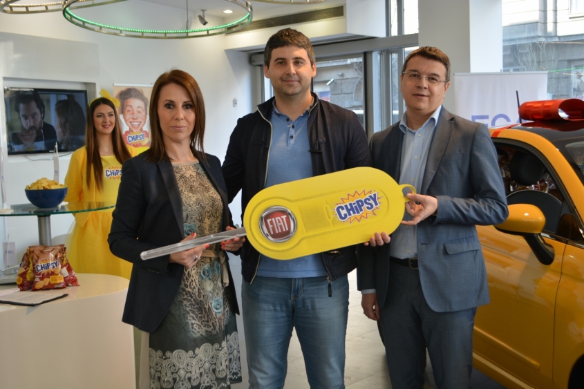 Subotičanka sa osmehom preuzela automobil FIAT 500 osvojen u nagradnoj igri