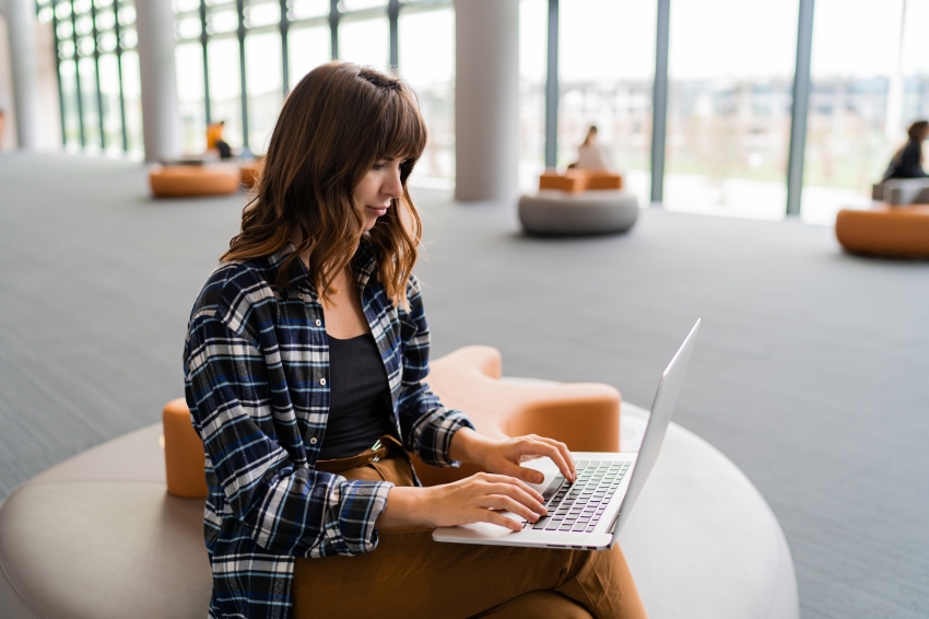 Is Blogging Still Worth It in the Age of AI Search?